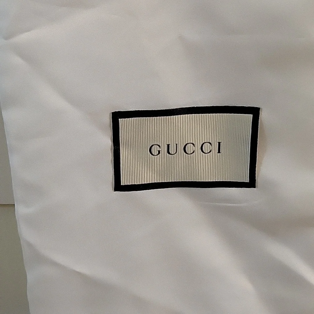 Gucci Drawstring Shoebox bags (2)
